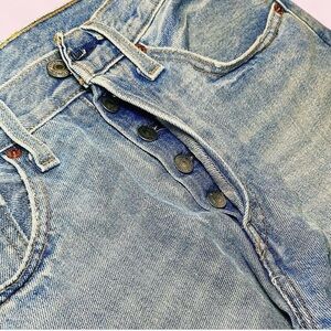 Women’s Classic Levis Premium Jeans Size 26